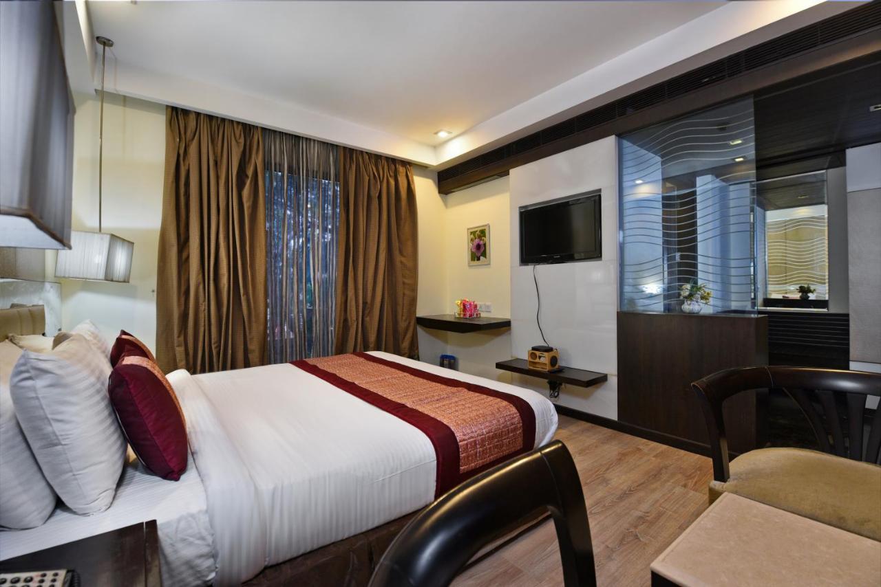 HOTEL IMPERIAL VILLA - LAL SAI MANDIR LAJPAT NAGAR NEW DELHI